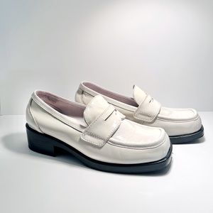 Jeffrey Campbell Sorbonne Y2K Cream Chunky Heel Penny Loafers Womens Size 9.5